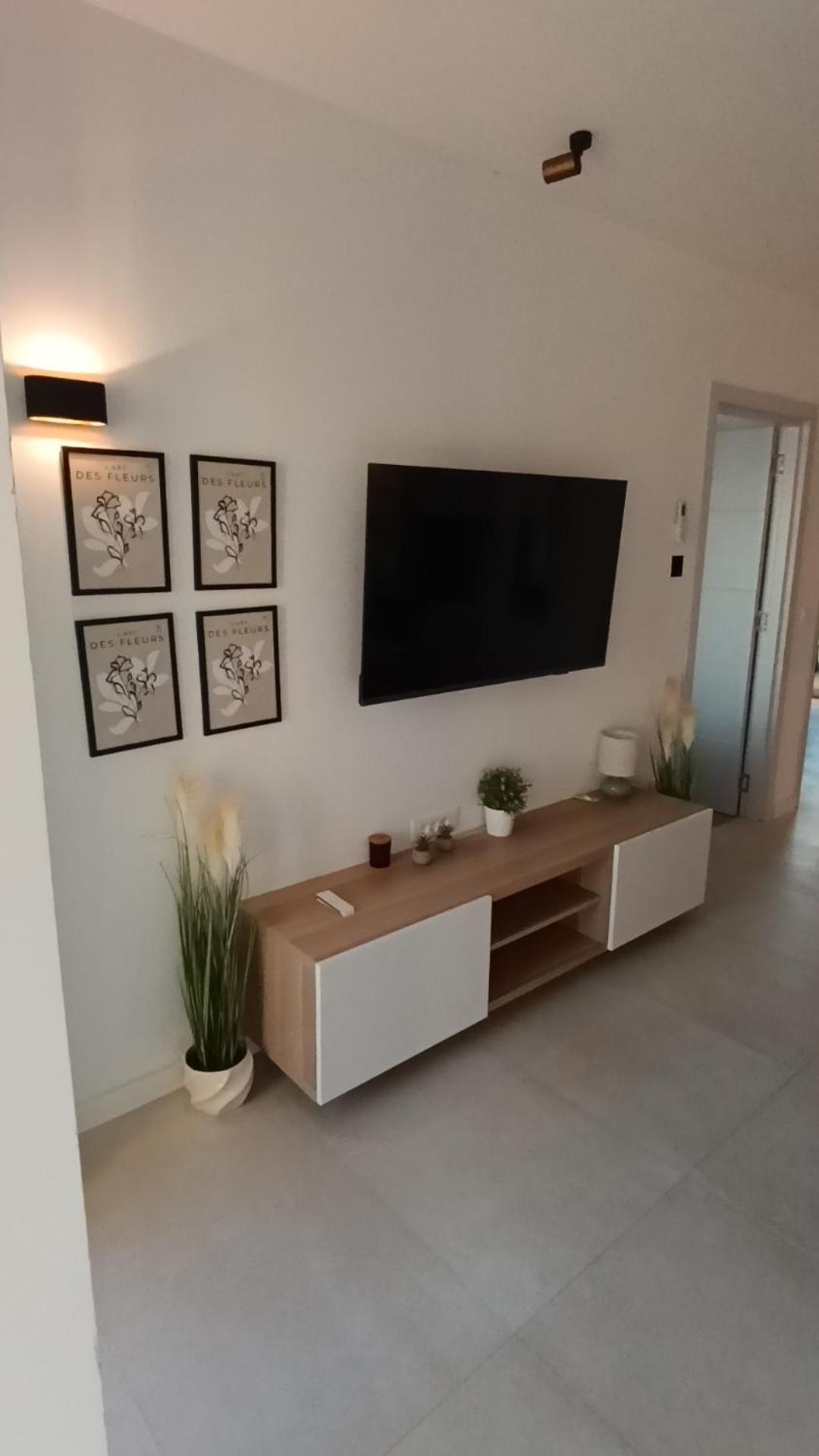 M&M Luxury Apartments Petrcane Eksteriør bilde